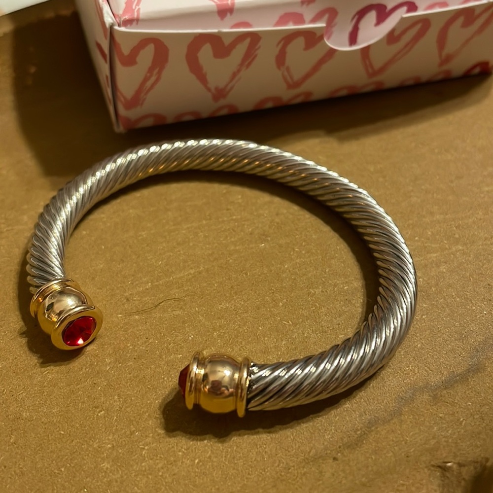 Plunder Twist Bracelet